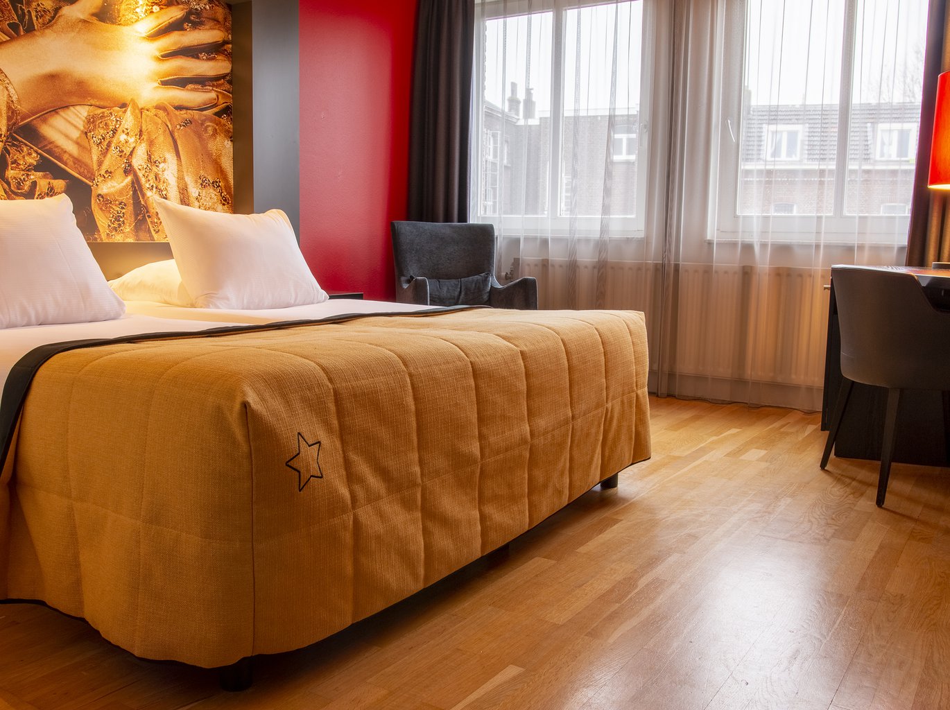 EH - DESIGN HOTEL MAASTRICHT - BASIC TWIN - 9.jpg