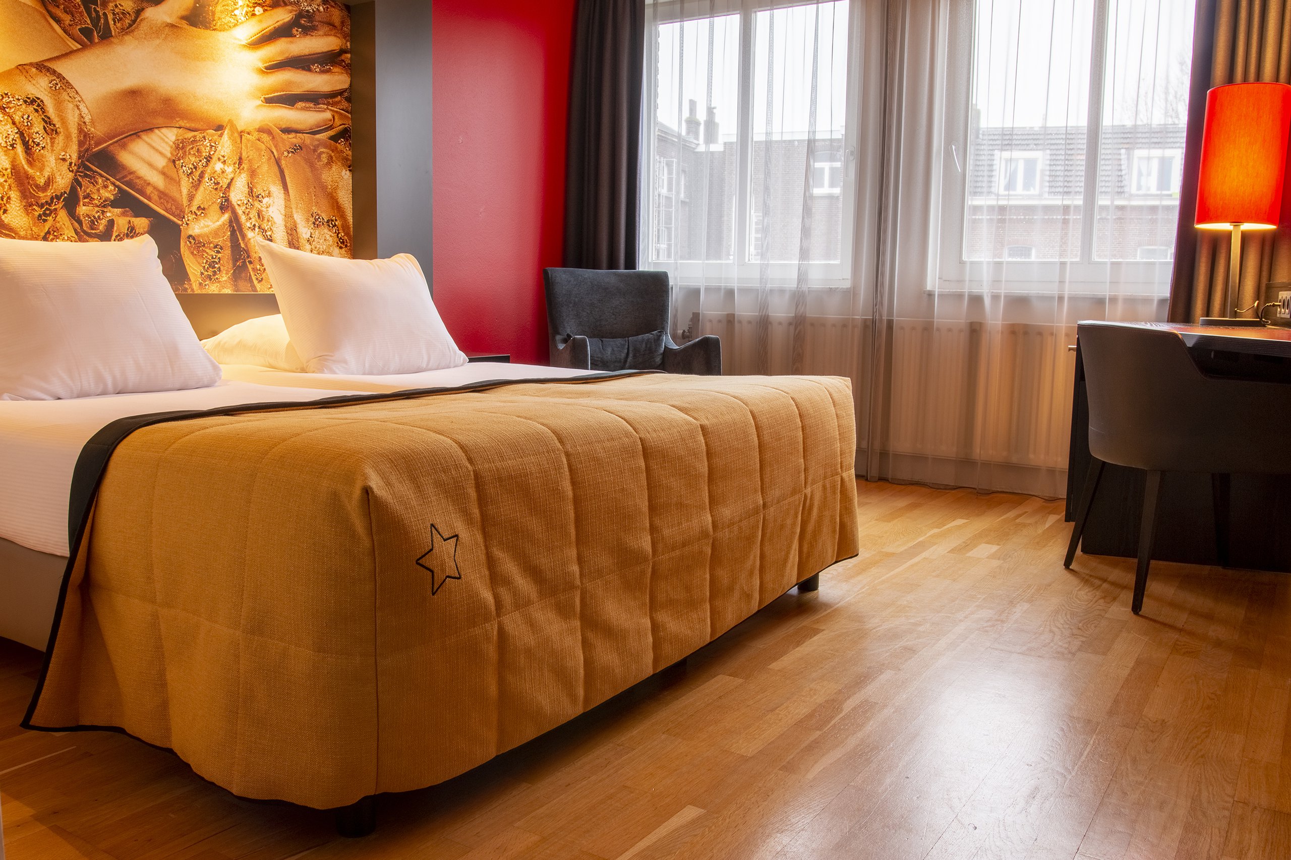 EH - DESIGN HOTEL MAASTRICHT - BASIC TWIN - 9.jpg