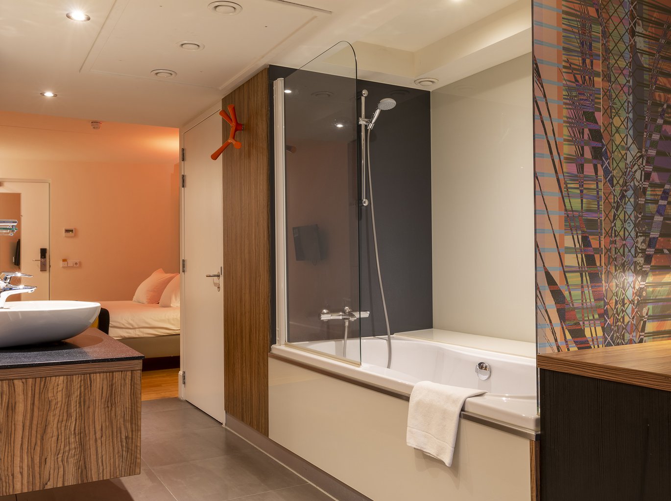 EH - DESIGN HOTEL MAASTRICHT - SUPERIOR - 9.jpg