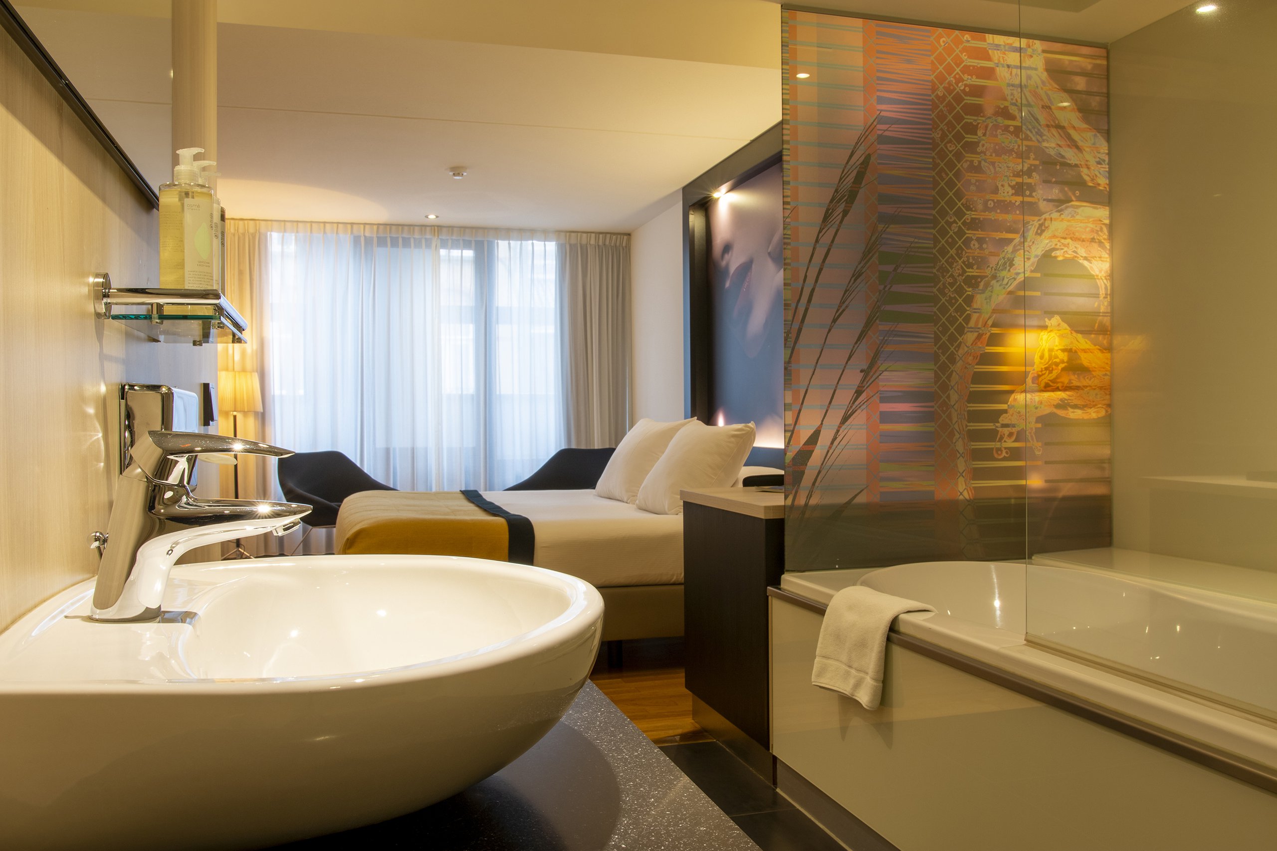 EH - DESIGN HOTEL MAASTRICHT - SUPERIOR - 1.jpg