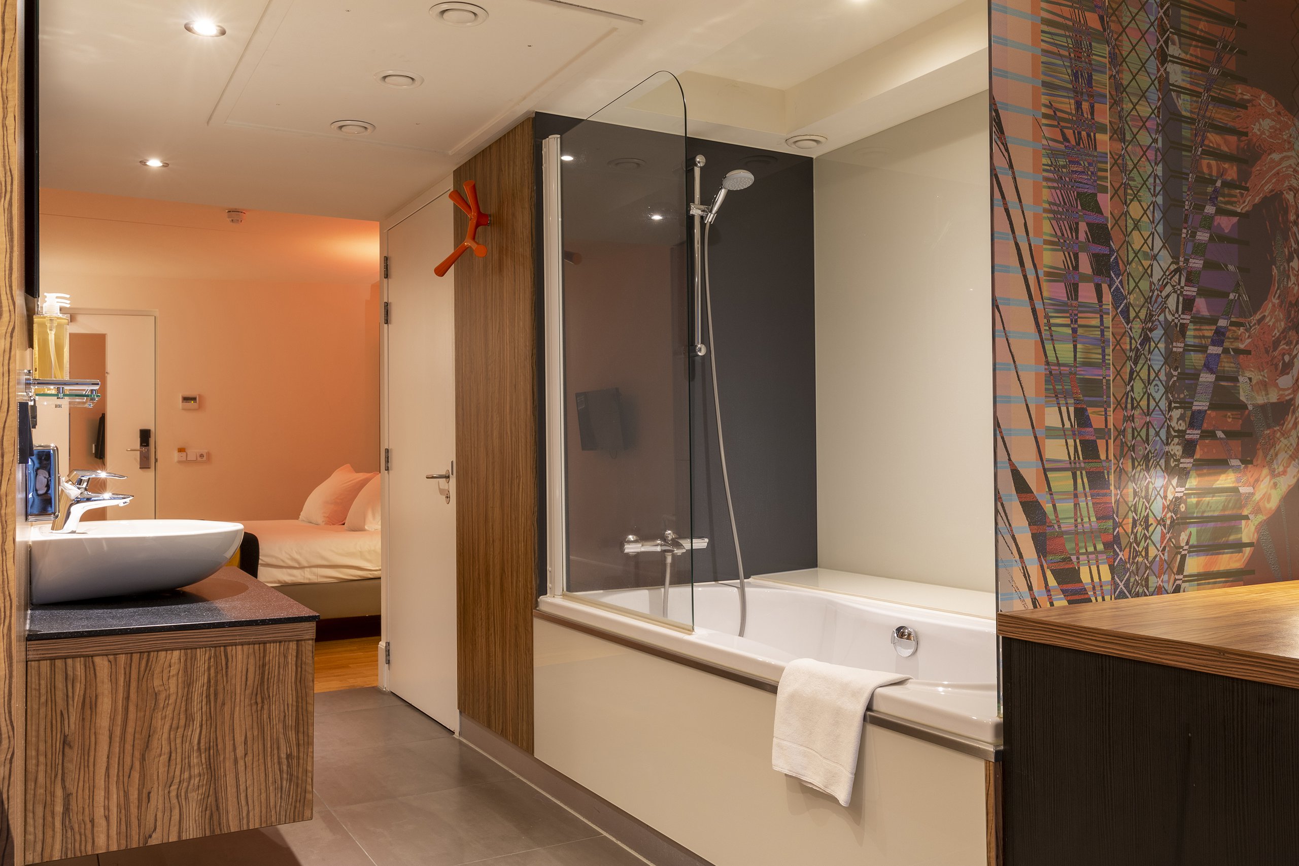 EH - DESIGN HOTEL MAASTRICHT - SUPERIOR - 9.jpg