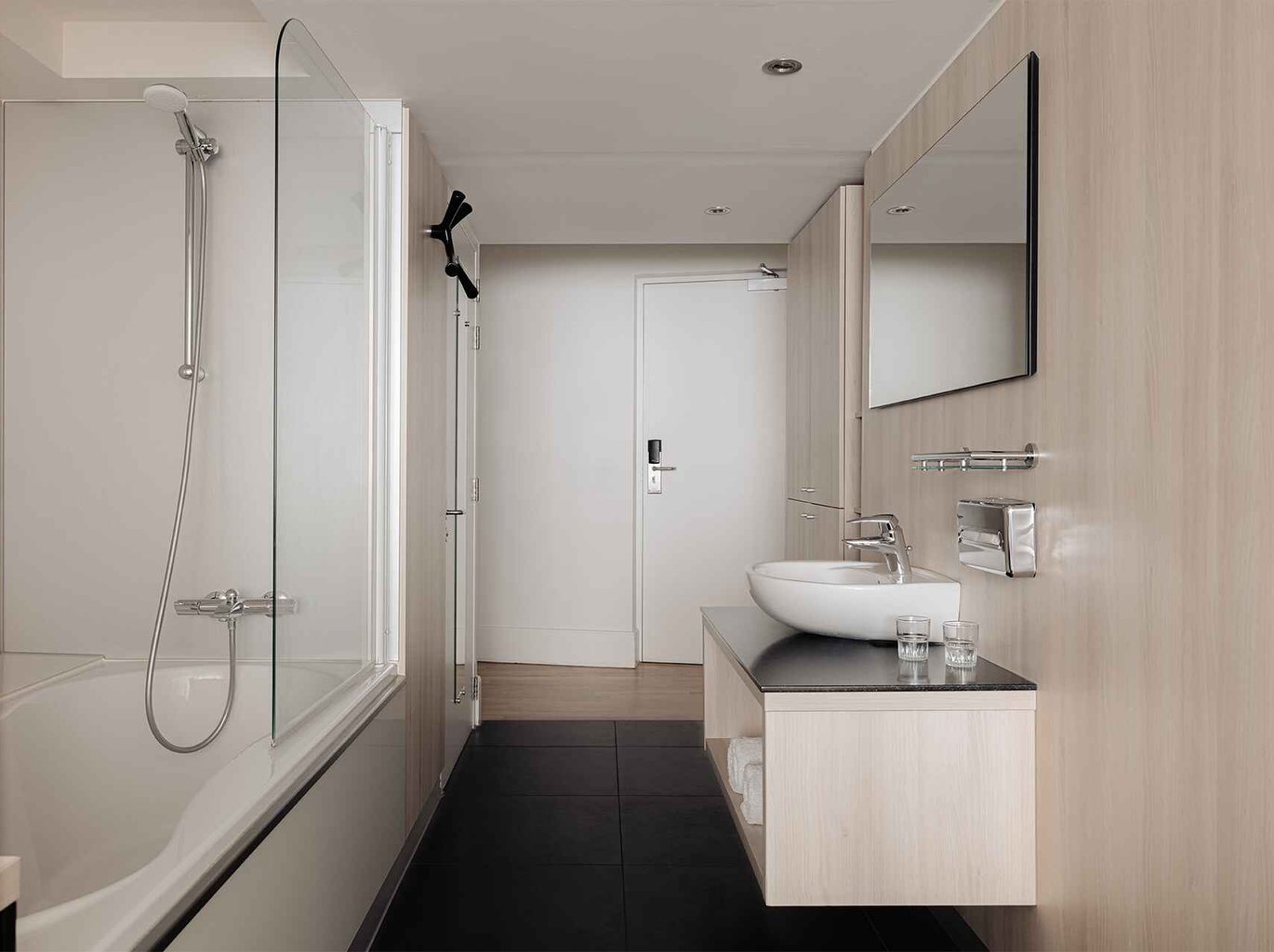 Maastricht Design Hotel Bathroom