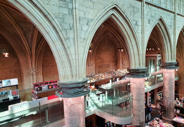 Maastricht-Boekhandel-Dominicanen-image-1.jpg