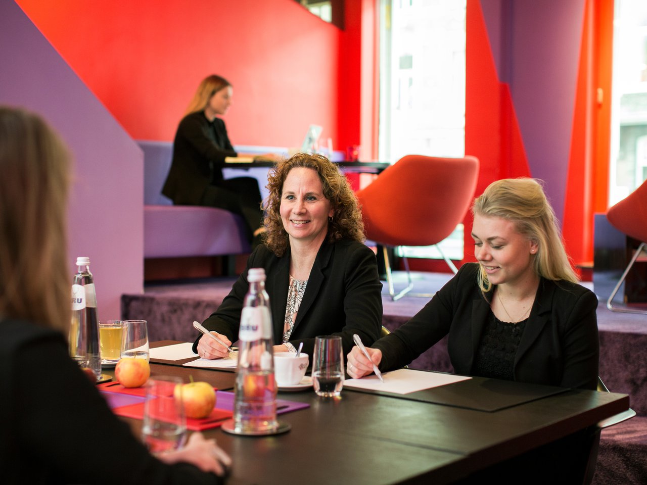 32 hour meeting package